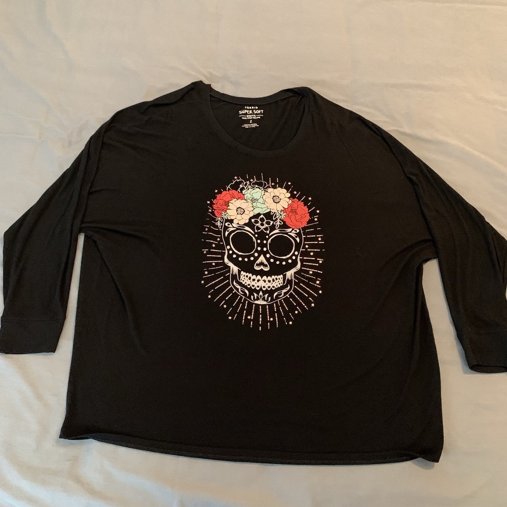 Torrid Shirt Womens 2 Black Super Soft Sugar Skull Graphic Long Sleeve Tunic Top